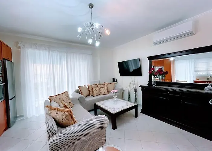 Georgia Centre Flat - 10 Min From The * Rethymno