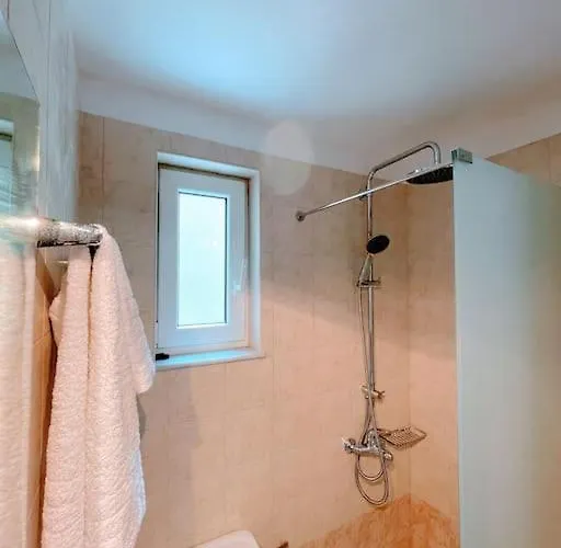 Georgia Centre Flat - 10 Min From The Rethymno