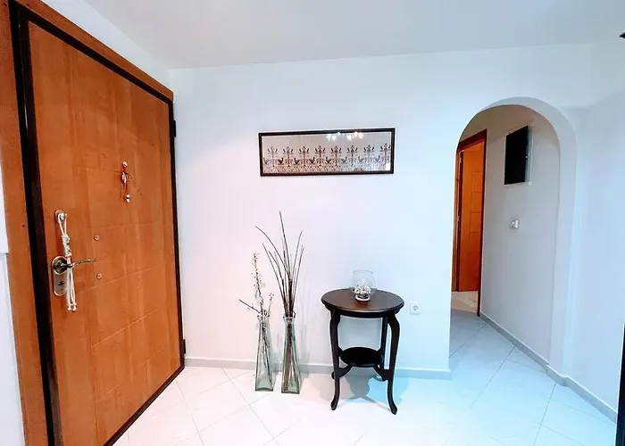 Georgia Centre Flat - 10 Min From The * Rethymno