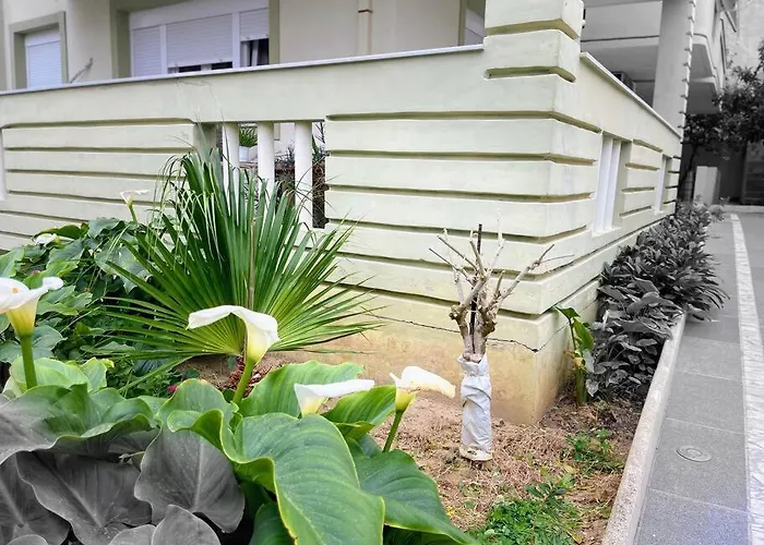 Georgia Centre Flat - 10 Min From The Apartment