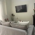 Georgia Centre Flat - 10 Min From The