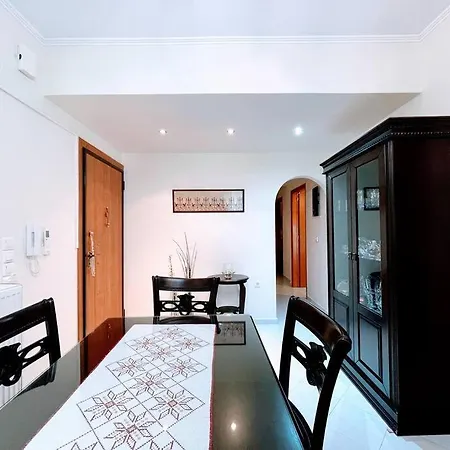 Georgia Centre Flat - 10 Min From The 公寓