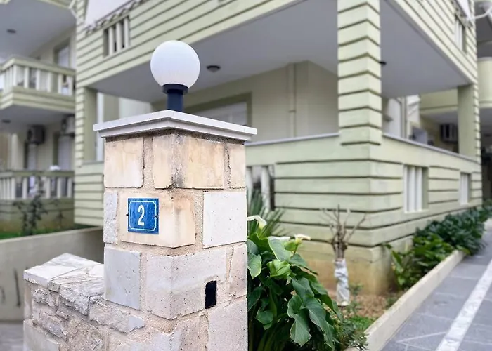 Georgia Centre Flat - 10 Min From The Apartman Réthimno