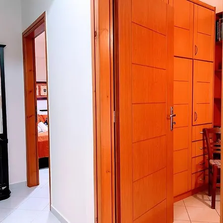 Georgia Centre Flat - 10 Min From The Appartamento Rethymno