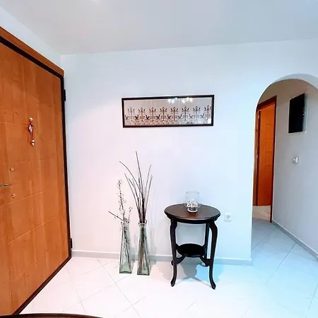 Georgia Centre Flat - 10 Min From The * Rethymno