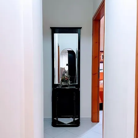 Georgia Centre Flat - 10 Min From The * Rethymno